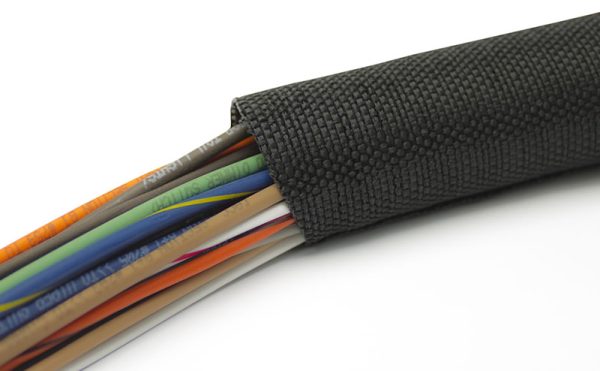 CLASSIC BRAID 1/2" 10FT ROLL  SELF WRAPPING WIRE PROTECTOR