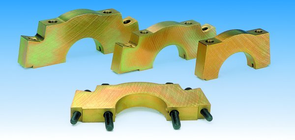 HOLDEN 253 304 308 4 BOLT MAINCAPS SPLAYED ( 3 CAPS ONLY )