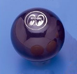 MOON SHIFT KNOB-LARGE BLACK UNIV MOUNT