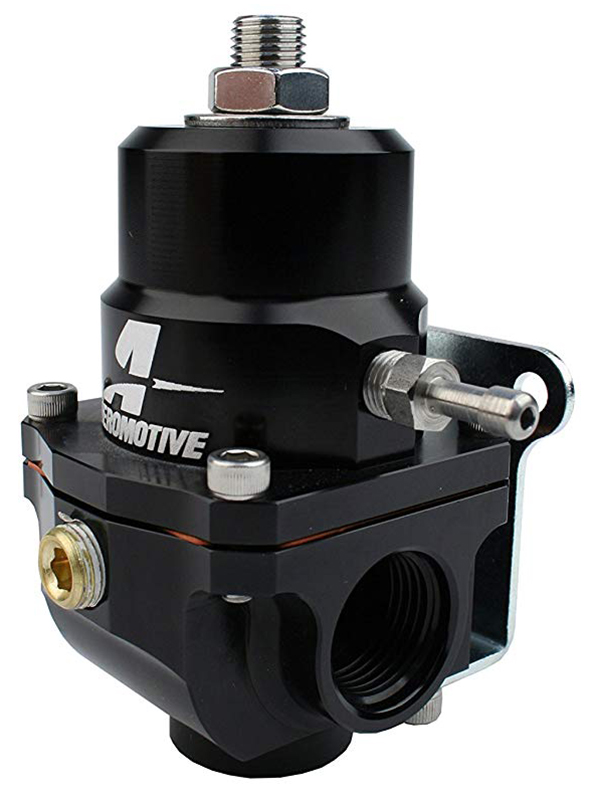 X1 SERIES REGULATOR 3-15 PSI .313" SEAT. 2x-8 IN & 1x-8 RET