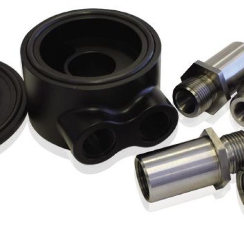 BILLET SANDWICH ADAPTER BLACK UNIVERSAL -8 ORB PORTS